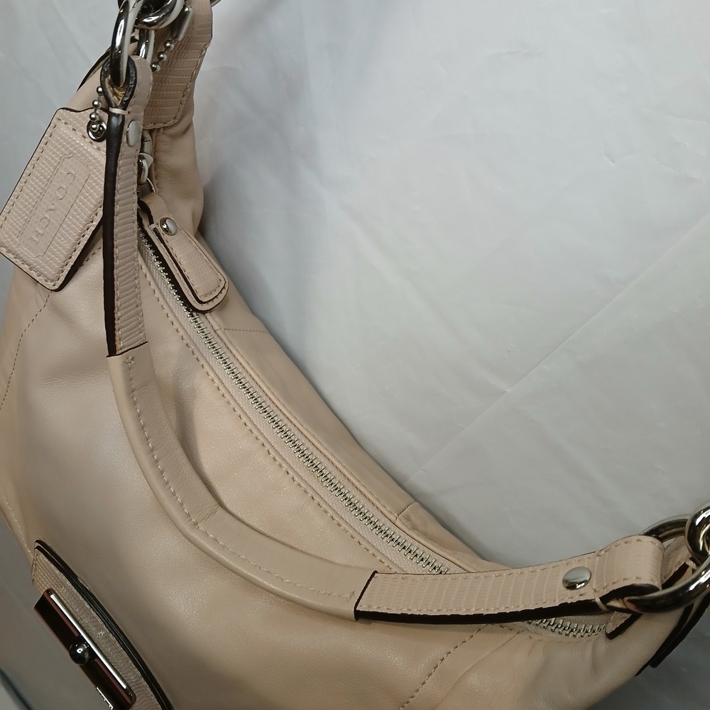 COACH Kristin Bag Purse In Tan Nude 100% Top Grain Soft Beautiful Leather Y2K - Picture 6 of 16